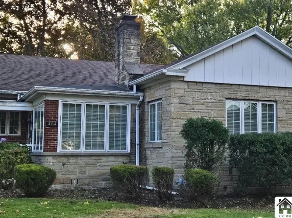 262 Temple St, Fredonia, NY 14063