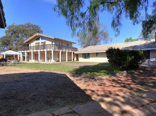 3060 Country Rd, Santa Ynez, CA 93460