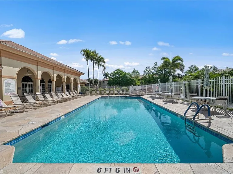 15393 Bellamar Cir #512 — Photo 41