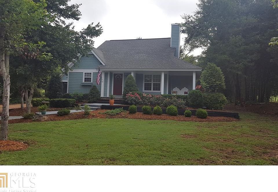 2nd image of 11 Willow Wood Ln