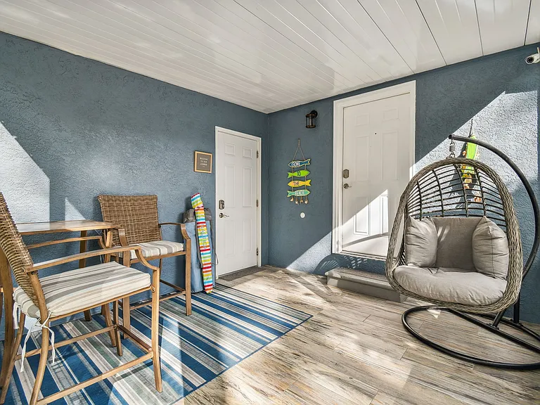 734 New York St #734 — Photo 3
