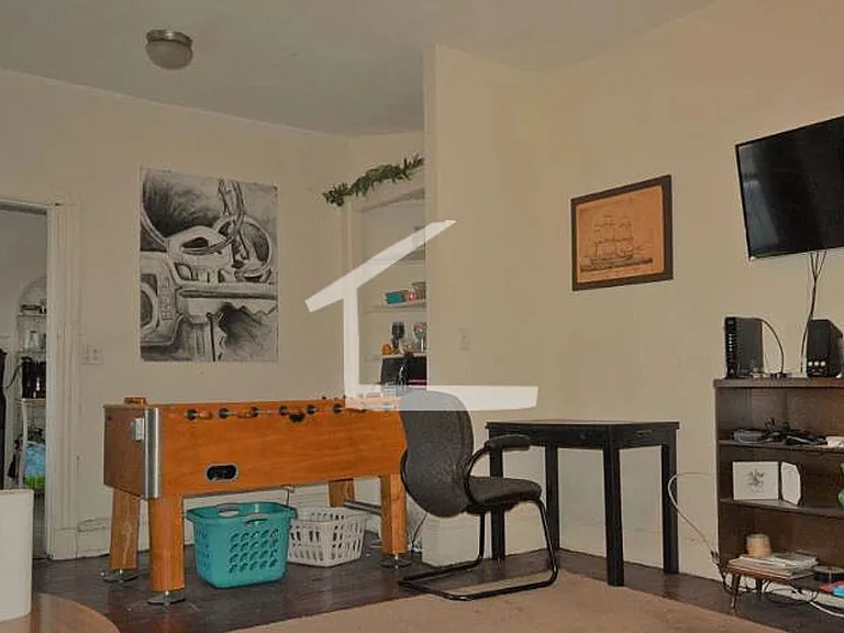 204 Harvard Ave #3 — Photo 10