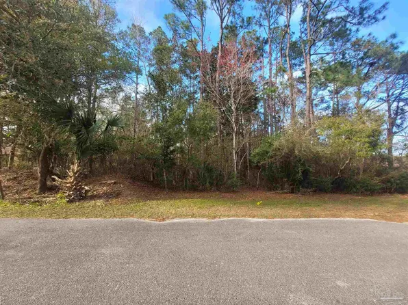 8100 Blk Pond Valley Dr, Pensacola, FL 32506