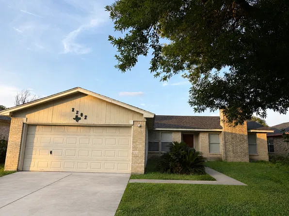 2302 Treadslow Ln, Houston, TX 77067