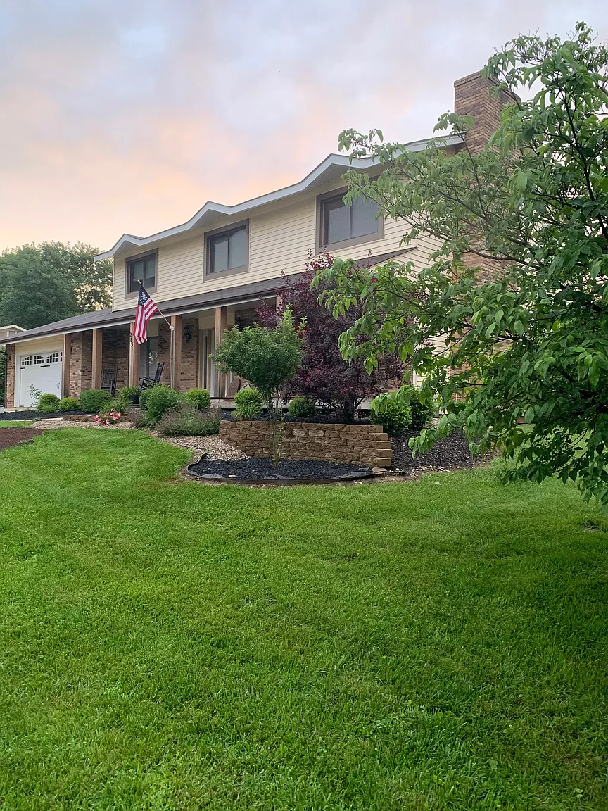 285 Westglen Dr photo 1