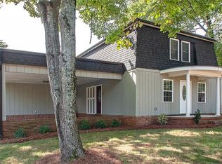 3705 Hickory Hill Dr, Greensboro, NC 27410