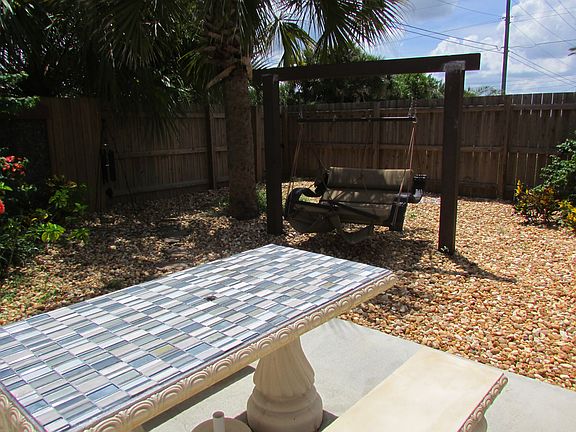 4th image of 4277 Cardinal Blvd