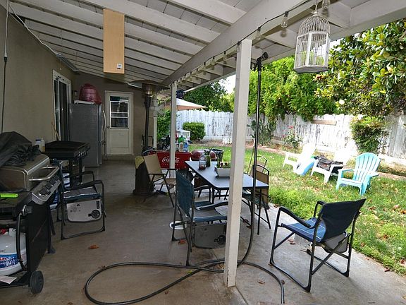 2nd image of 613 Amber St