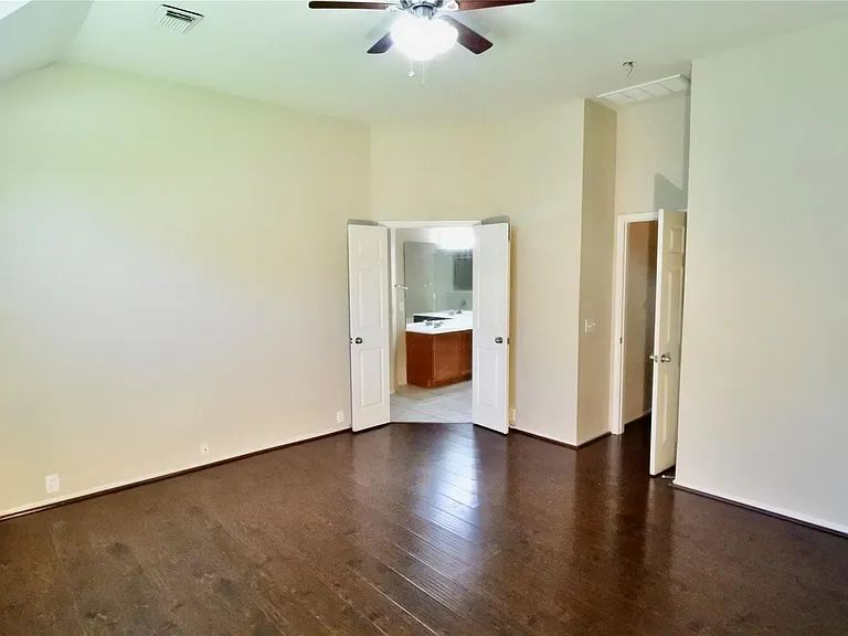 19314 Chislestone Ln — Photo 12