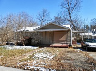 310 N Lindsey St, Jackson, TN 38301