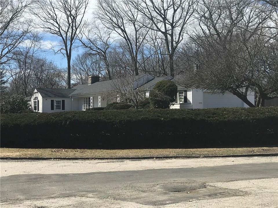 2nd image of 341 Squantum Dr