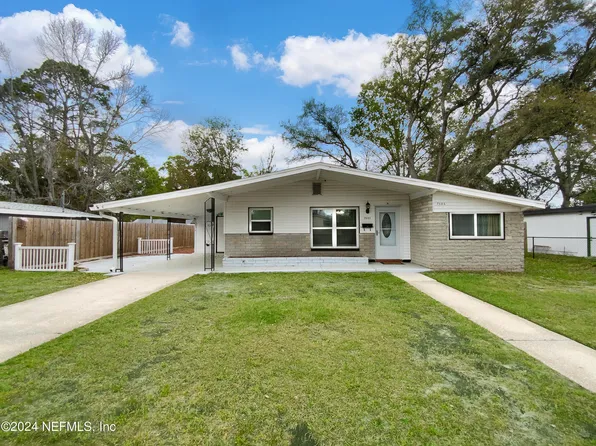 7505 CENTAURI Road, Jacksonville, FL 32210
