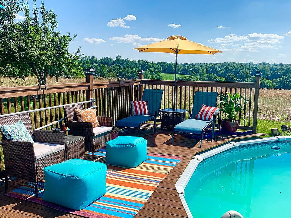 Abv ground pool w/lg deck