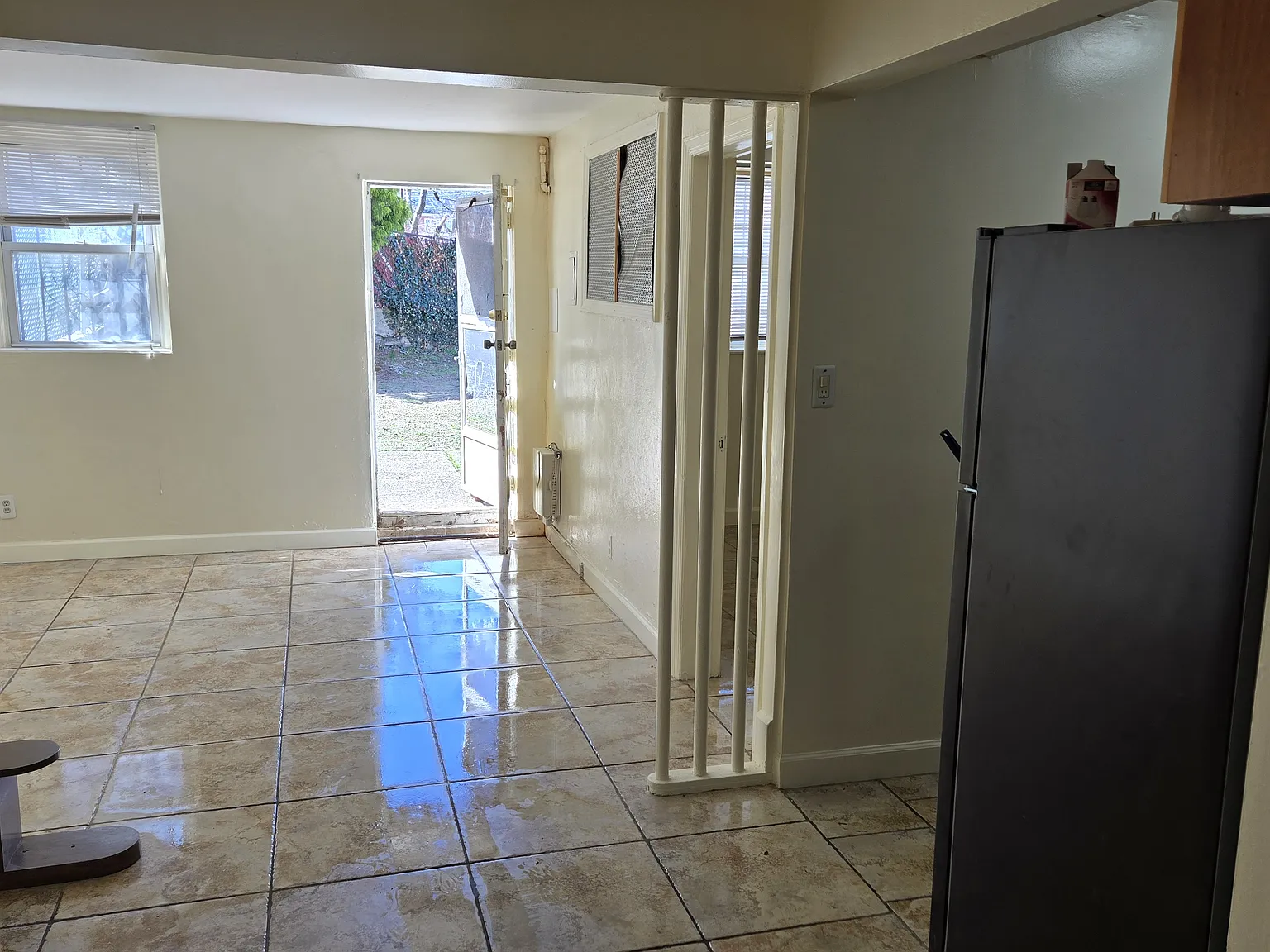 1 bed, 650 sqft, $1,800 — Photo 3