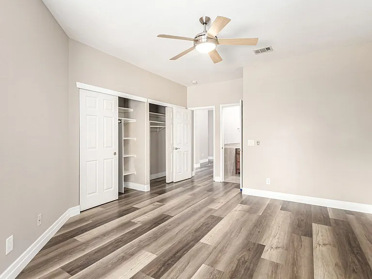5856 Golden Wing St — Photo 18