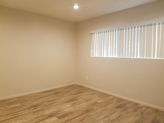 5th image of 1322 N Vista Street # First Floor