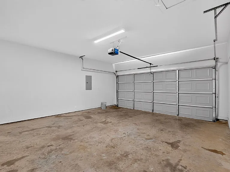 213 S Baugh St — Photo 27
