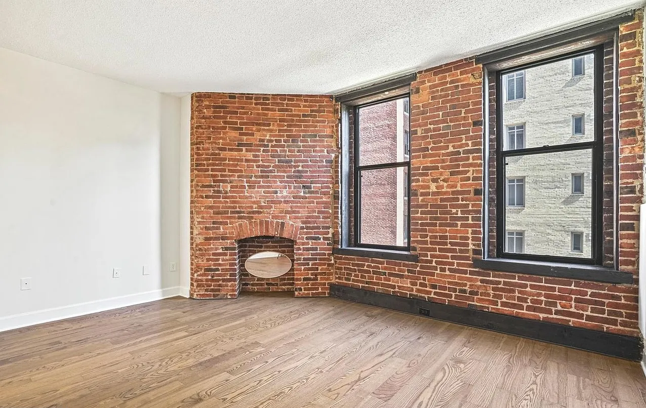 Studio, 368 sqft, $2,050 — Photo 4