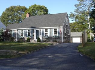 19 Woodside Ave, Buzzards Bay, MA 02532