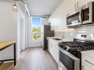 2405 Hutchinson Apartments, Chicago, IL 60618