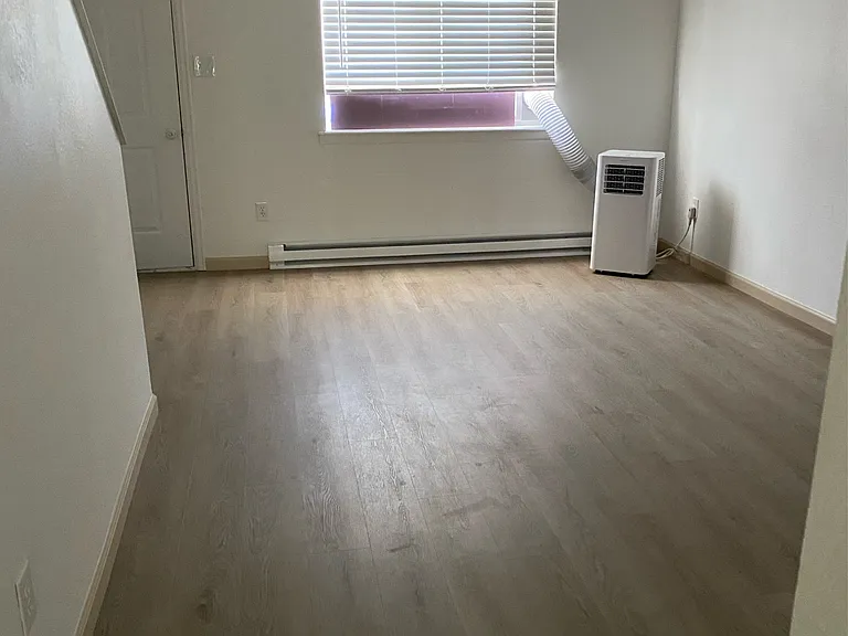 Livingroom Hallway from kitchen