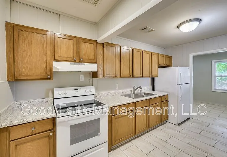 1813 Alder Dr — Photo 14