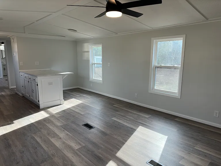 72 Rolandale Ln — Photo 10