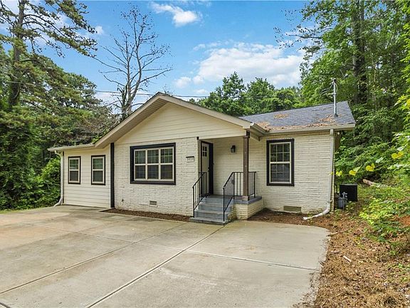 3rd image of 3920 Jailette Rd