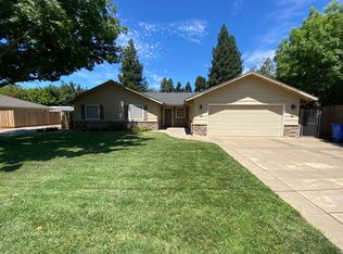 9205 Locust St, Elk Grove, CA 95624