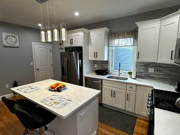 19 Woodville St, Roxbury, MA 02119