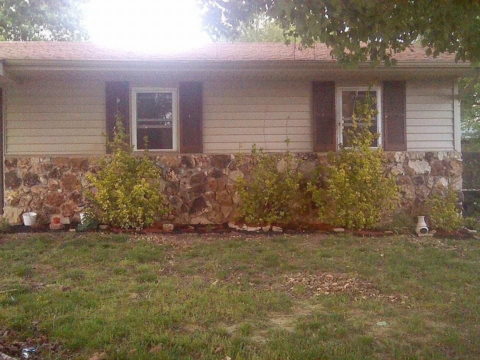 2nd image of 602 Basore Ave