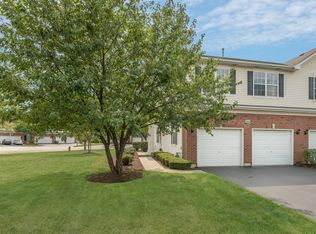 360 Grape Vine Trl, Oswego, IL 60543