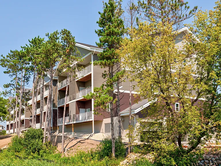 Conifer Ridge Apartments — Photo 15