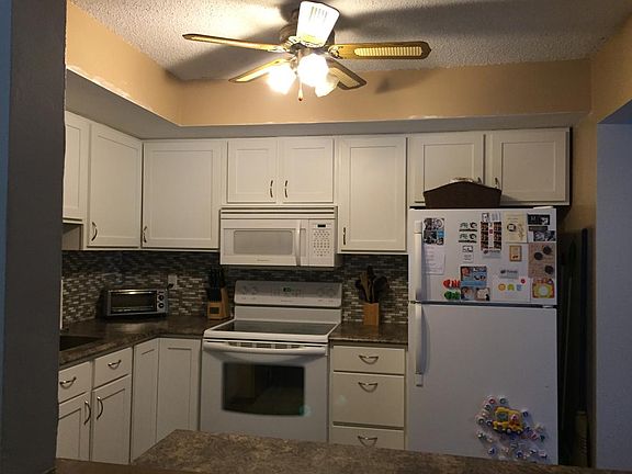 5th image of 12 Westchester Ct