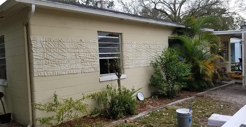 1st image of 9321 N Highland Ave