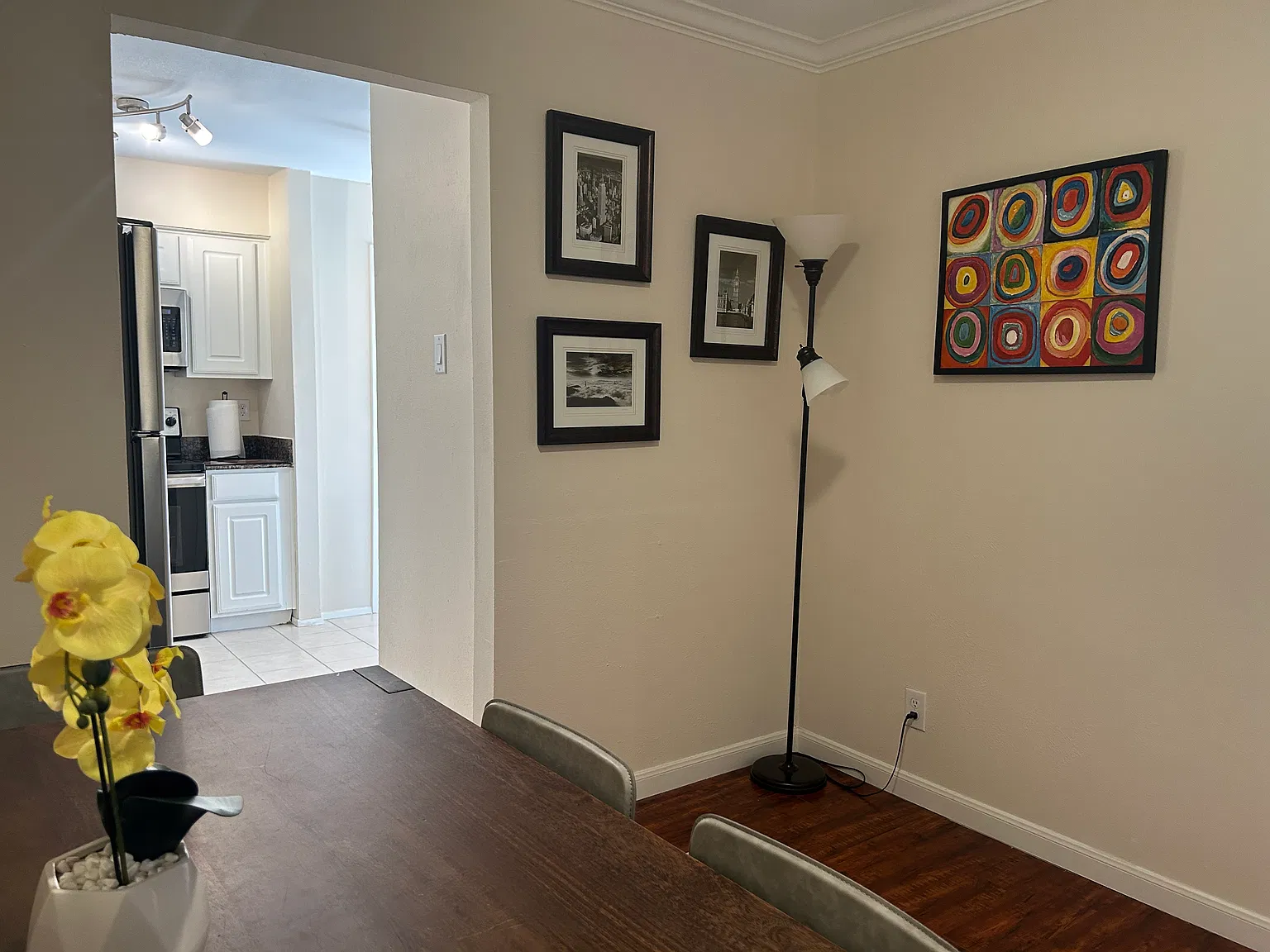 1 bed, 812 sqft, $1,475 — Photo 3
