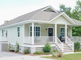 1632 Old Shell Rd, Port Royal, SC 29935