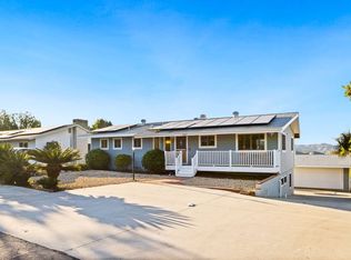 321 W Kalmia St W #1, Fallbrook, CA 92028