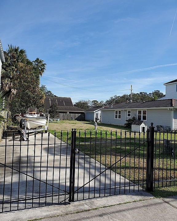 2nd image of 5651 Milne Blvd