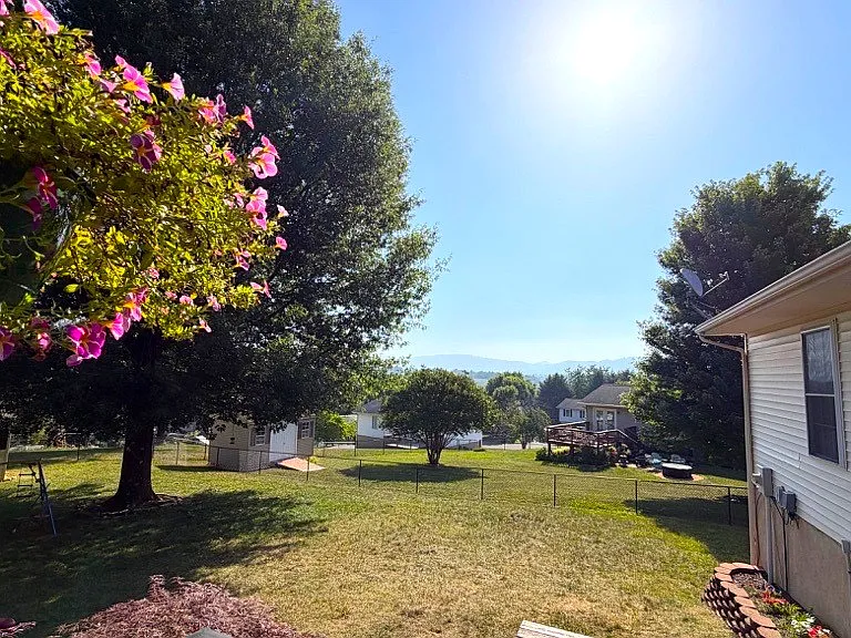 133 Gala Dr — Photo 22