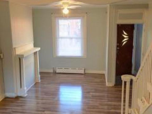 5th image of 5038 Aspen St