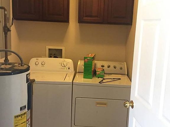 4th image of 606 W College St #1