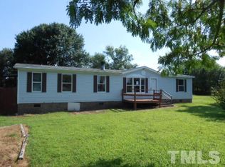 1404 Country Pond Ln, Willow Spring, NC 27592