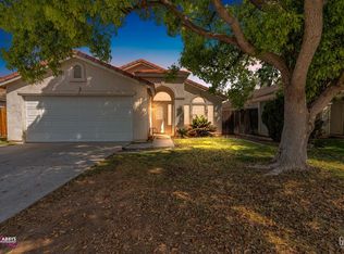 8702 Winlock St, Bakersfield, CA 93312
