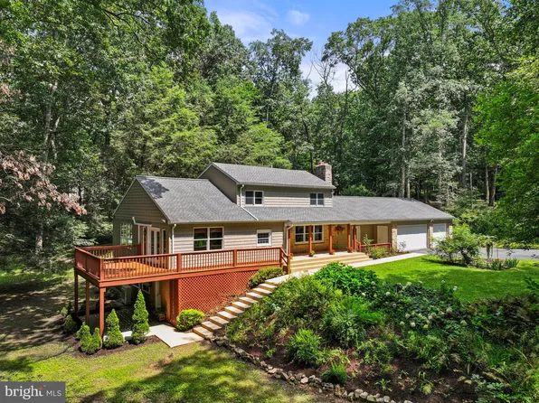 226 Acorn Ln, Lititz, PA 17543