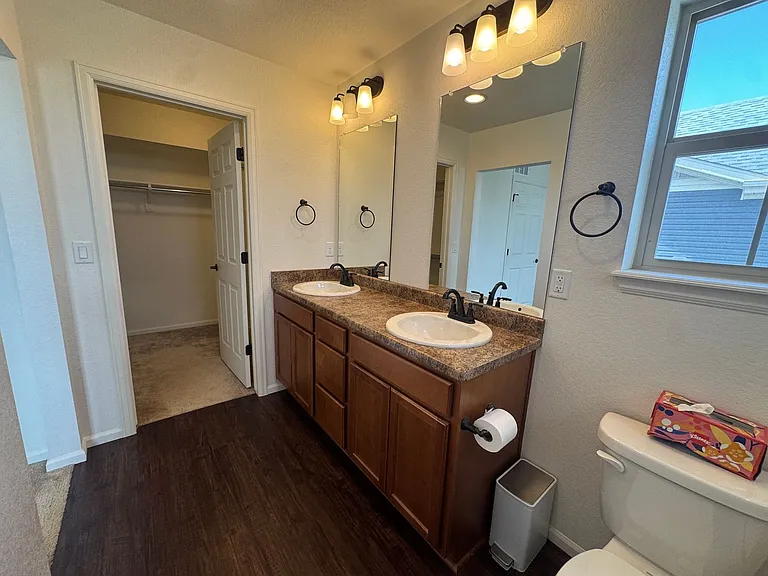 9606 Lone Oak Ln — Photo 14