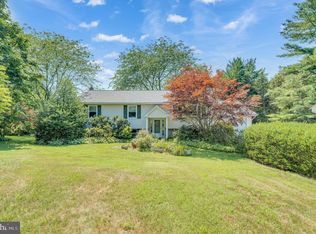 689 Brandy Ln, Westminster, MD 21157