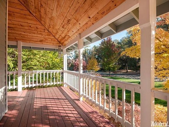 3rd image of 3340 Saint Ives Ct