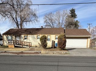 1039 SW Cascade Ave, Redmond, OR