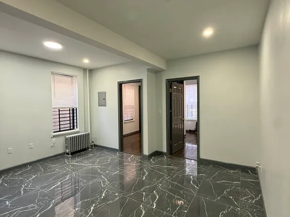 3090 Brighton 5th Street image 1 of 9